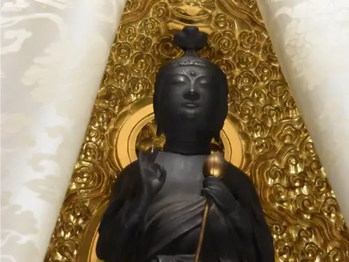 洞林寺本尊_聖観世音菩薩